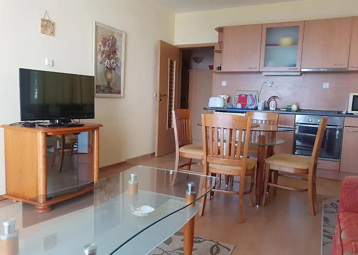 Zora * Σωζόπολη